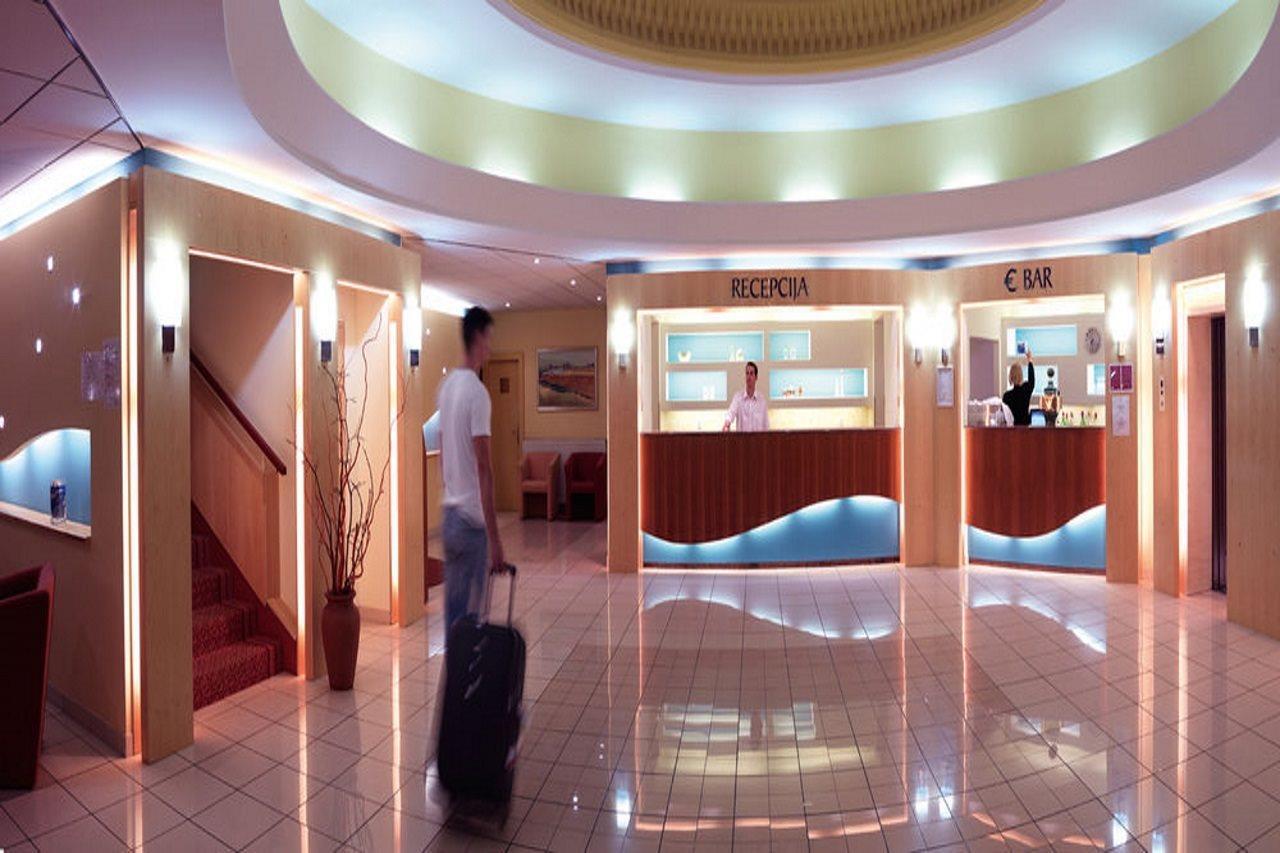 Remisens Bel Moretto - Hotel Metropol Annexe Portoroz Bagian luar foto